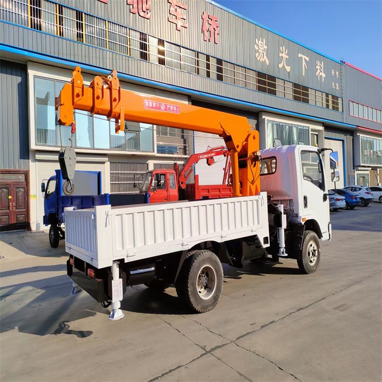 古坑乡三轮随车吊定制 农用改装机自备吊中瑞长期出售