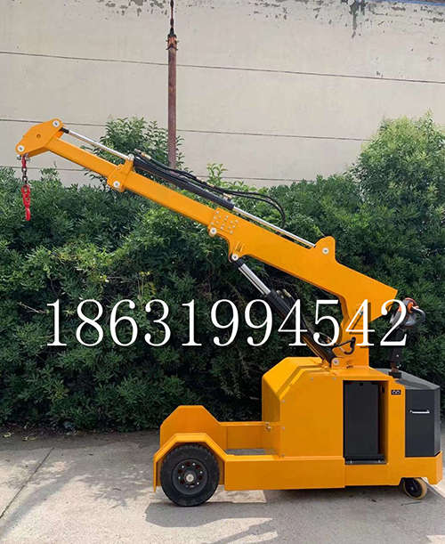 古坑乡随车吊机仓库小型1吨电动吊机自走可移动式多少钱随车吊机全电动液压吊机多少钱